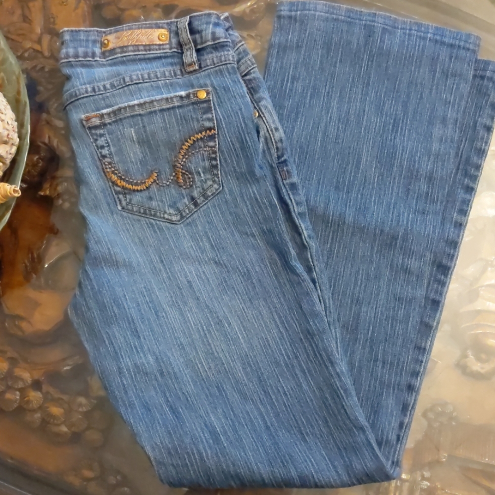 4/$25 South Pole Jeans distressed 7 blue flare